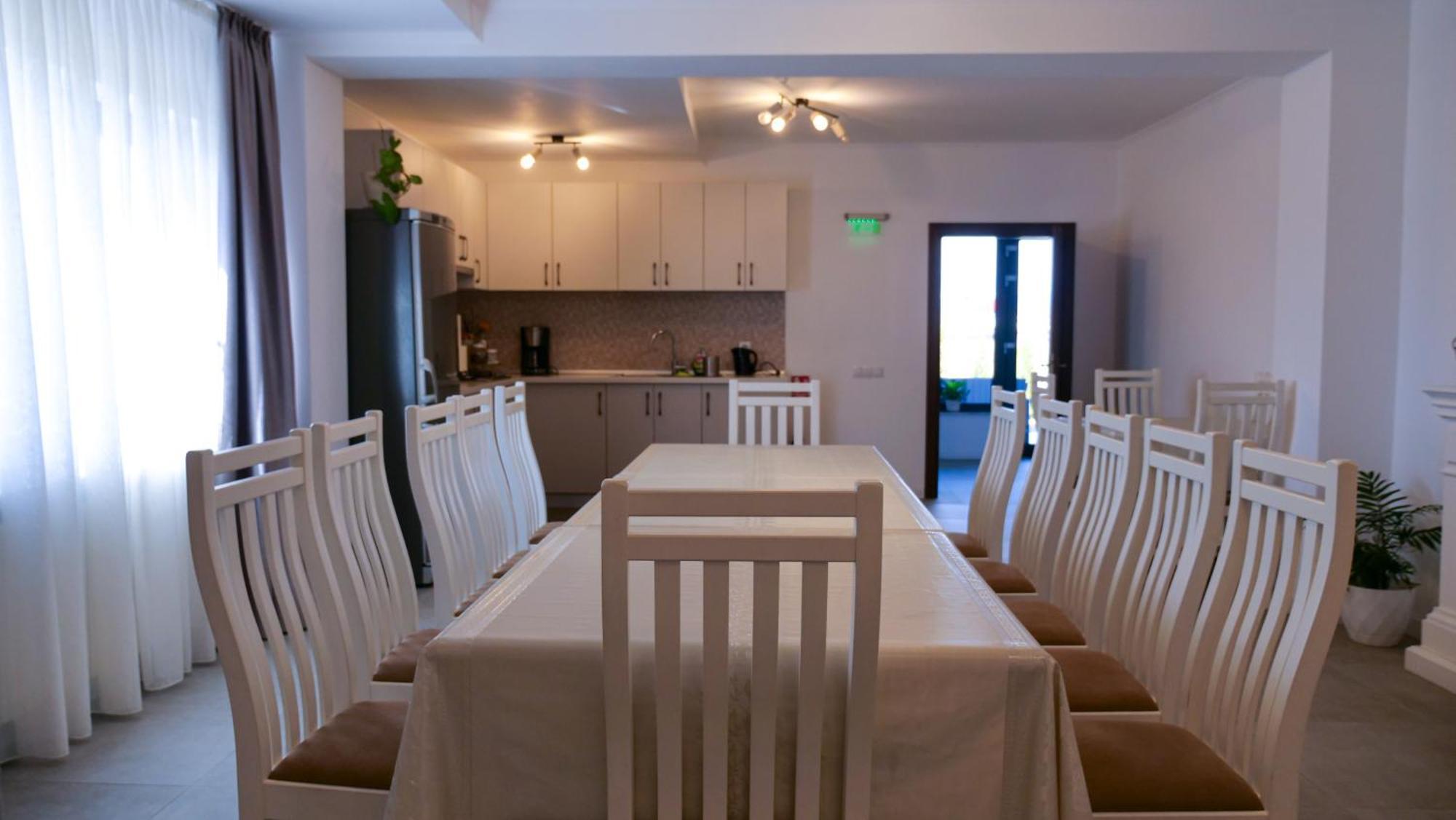 Casa Ambientt Hotel Árgyasudvarhely Kültér fotó